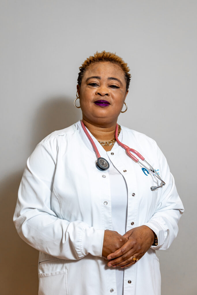 Sonia, Ottawa footcare specialist providing professional footcare